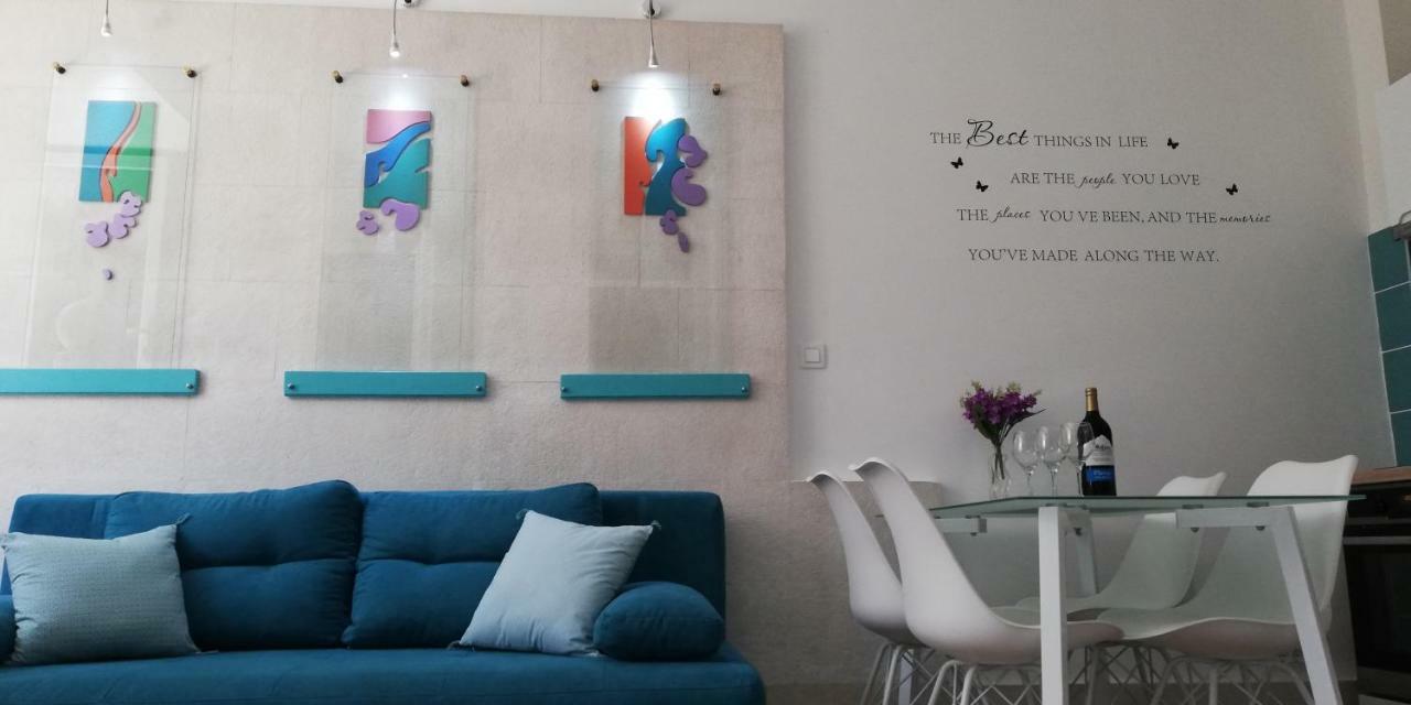Ibis Your Cosy Oasis With Private Parking And Patio Lägenhet *
